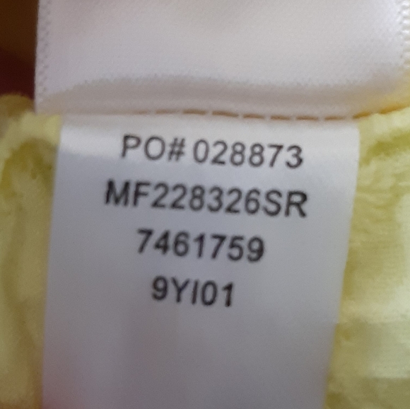 NWT! Women's Yellow Top Embroidered by Studio JPR - Picture 12 of 12